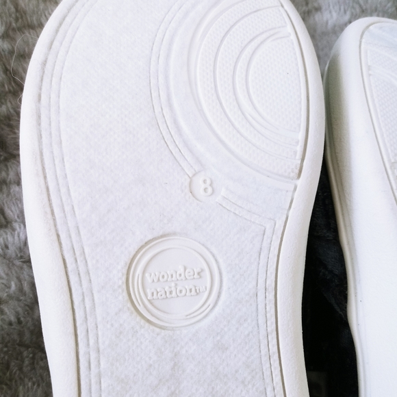 Lil Girl Velour Dress Slip on Shoes - Picture 4 of 6